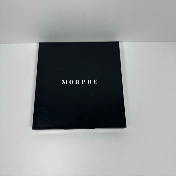 Morphe Neutral Brown & Gold 9-Shade Eyeshadow Palette - Picture 4 of 8